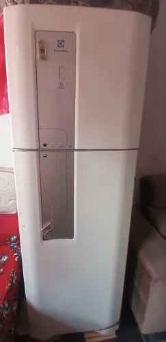 Vendo geladeira duplex Electrolux usada 382 litros