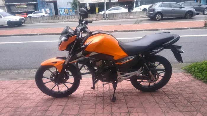 Titan 160 edição special