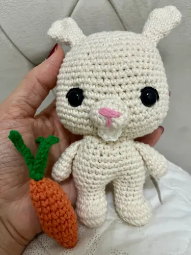 Amigurumi Coelho com Cenoura Crochê brinquedo decoração presente com amor