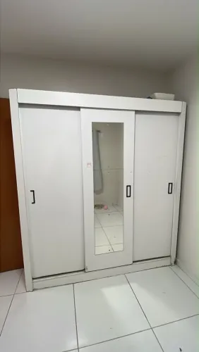 Guarda roupa