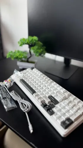 Kit Gamer - Teclado Mecânico AULA F99 + Mouse Gamer