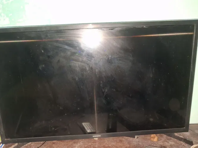 Tv smart Samsung 32polegadas sem defeito de led
