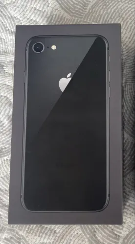 iPhone 8