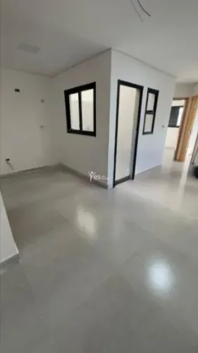 Apartamento condomínio baixo com elevador em Santo André, Jardim do Estádio - Novo e pront