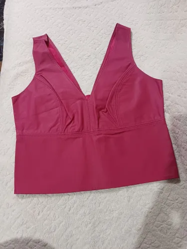 Blusa em couro legítimo