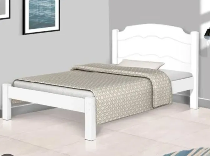 Cama e colchão de solteiro