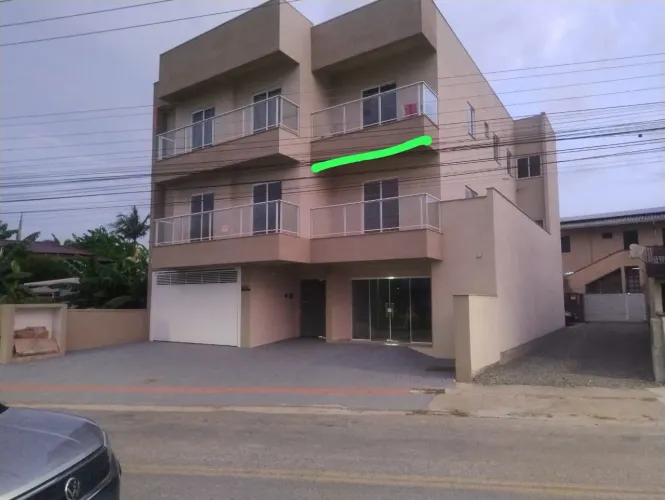 Alugo apartamento no bairro Itaipava
