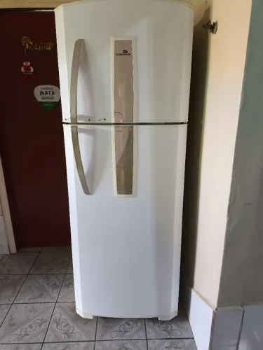 Vende-se geladeira continental