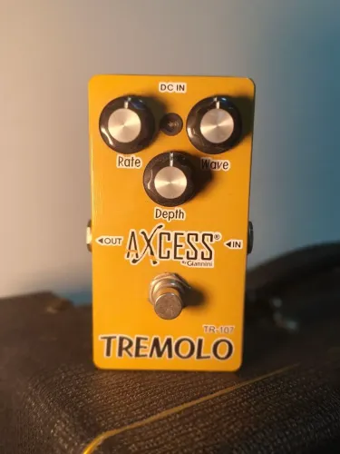 Pedal Tremolo Axcess Giannini