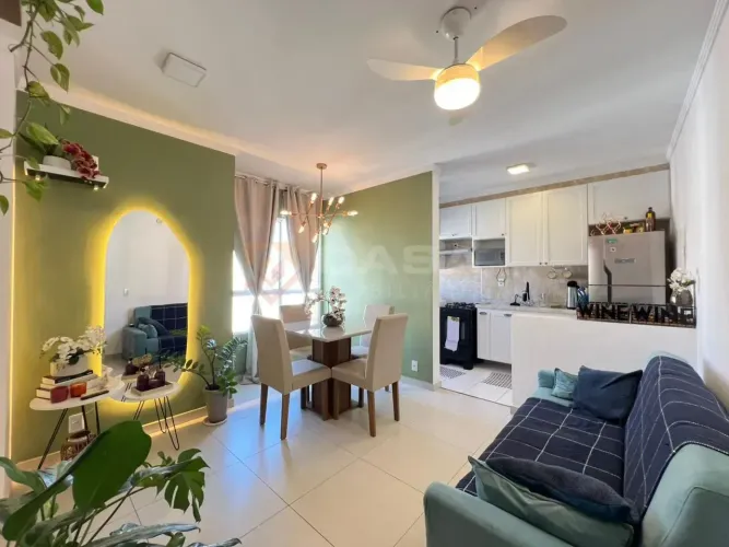 Apartamento com 2 quartos, 1 suíte, 1 vaga Lindo Apartamento 2 quartos com suíte Cond.
