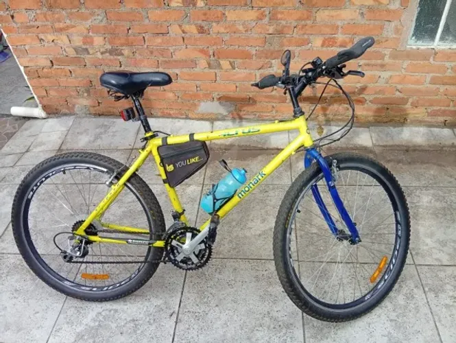 Bicicleta 21 marchas equipada