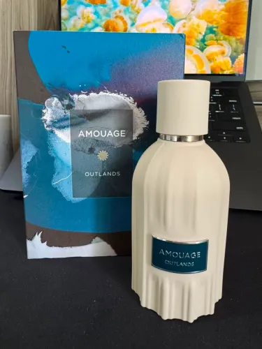 Perfume Amouage Outlands