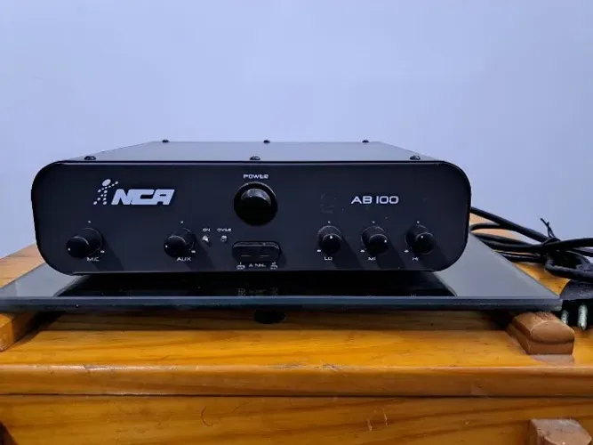 Amplificador NCA AB100