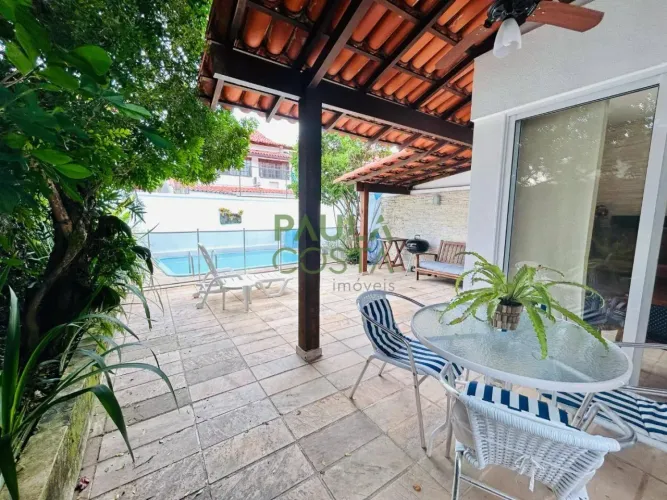 Barra da Tijuca | Casa de Condomínio 4 quartos, sendo 1 suite