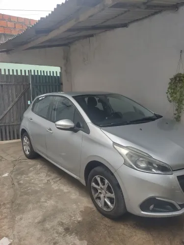 Peugeot 208 Active Pack 1.2 Flex 12V 5P Mec. 2017