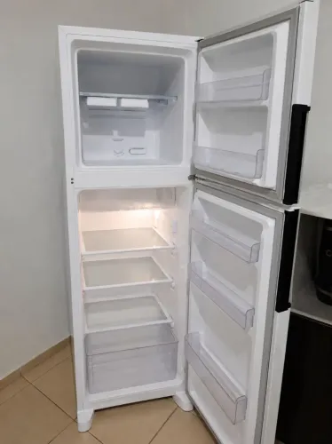 Geladeira Consul 377L