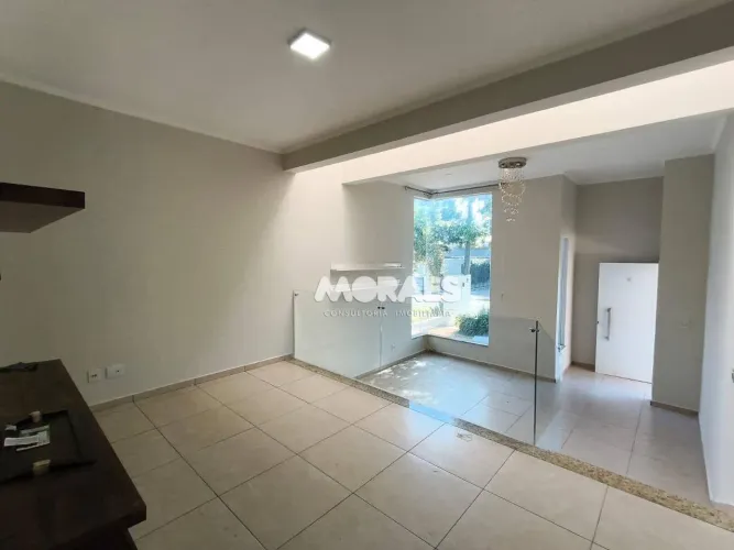 Casa com 3 quartos, sendo 1 suíte com closet para alugar, 220 m² por R$ 4.500/mês - Quinta