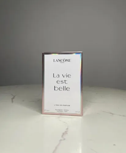 Perfume Lá Vie Est Belle EAU de Parfum 100ml lacrado original.