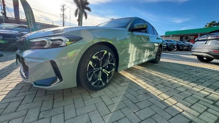BMW 330E M Sport 2.0 Turbo Híbrido AU 2025