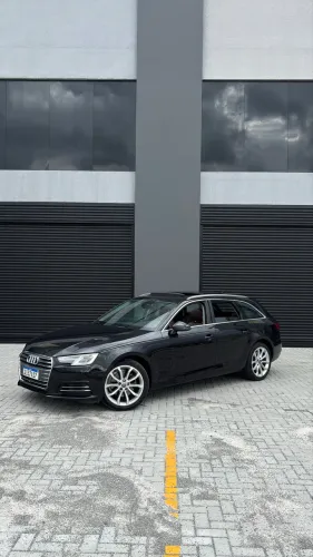 Audi A4 2.0 Avant Ambie. 2.0 16V TFSI S Tron. 2017