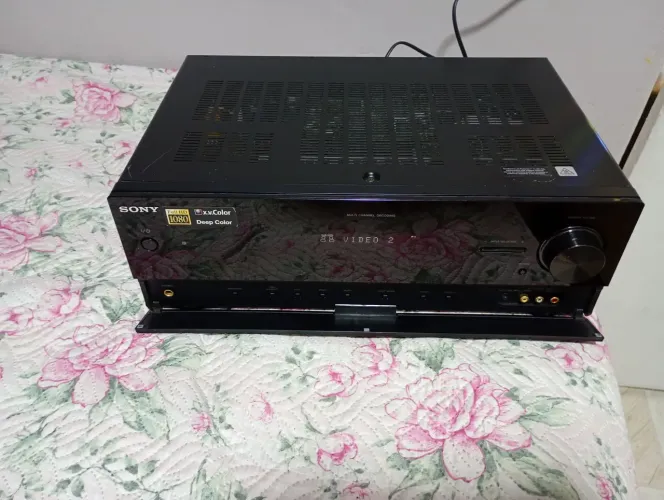 Receiver sony str-Dn1010