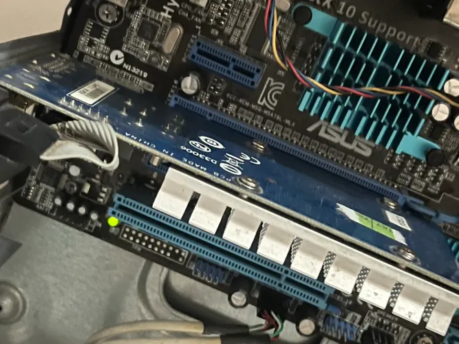 Placa de vídeo GT 210