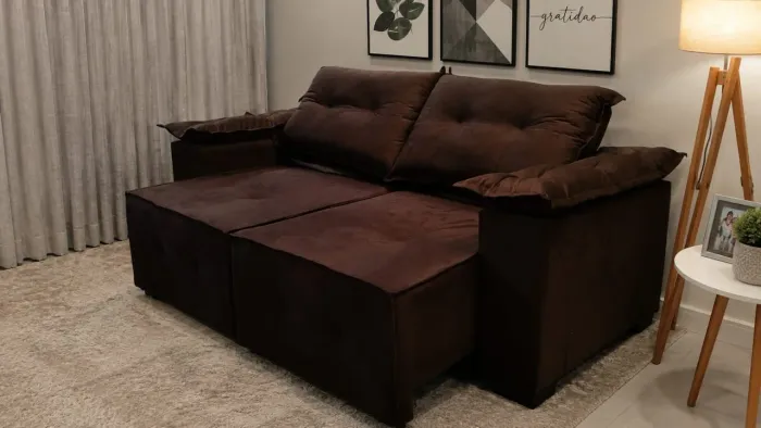 Sofá retratil com encosto reclinável na promoção