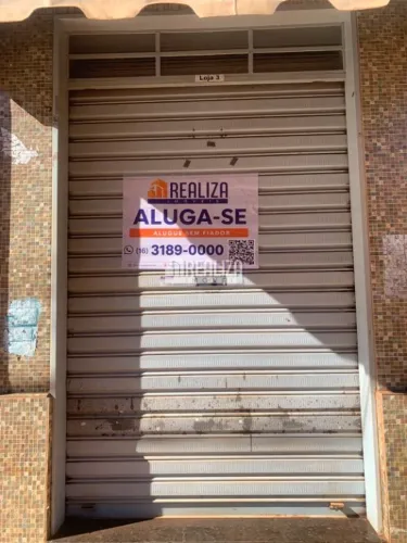 Casa com 1 Quarto(s) e 1 banheiro(s) para Alugar, 10 m² por R$ 650 / Mês