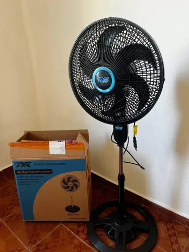 Ventilador de Coluna 103/130cm Ajuste de Altura Livremente Ventilador de Pé 110v/220v