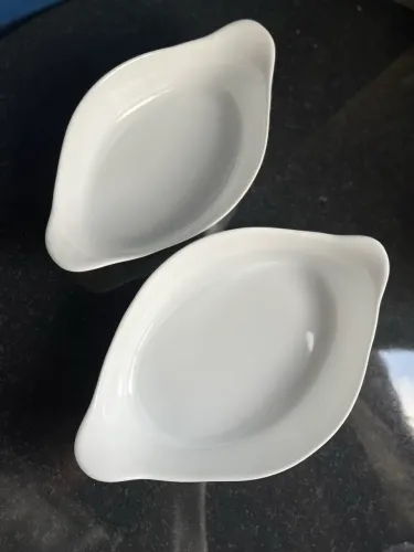 Travessas de Vidro brancas