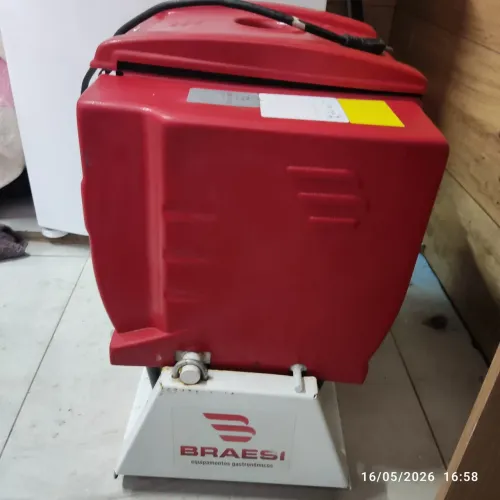Vendo masseira 5 kilos de massa