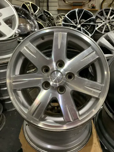 Rodas Jeep Grand Cherokee aro 17 5x127 Mopar Original