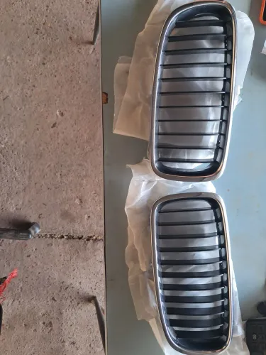 Grade de BMW 320i ano 2013 a 2018