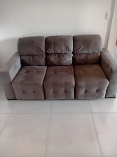Sofá retrátil e reclinável 3 lugares novo