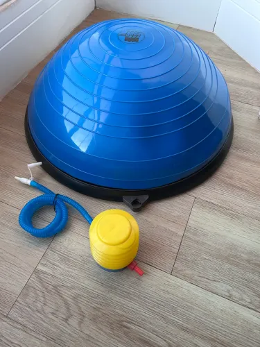 Meia bola de equilíbrio (Bosu Ball)