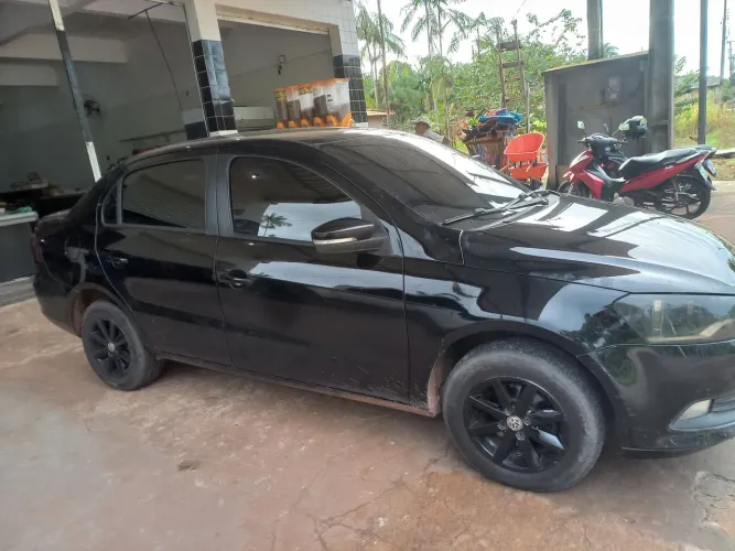 Volkswagen Voyage Selecao 1.0 MI Total Flex 8V 4P 2014