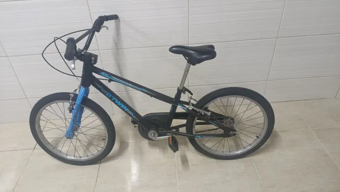 BICICLETA RACING BOY ARO 20 NOVÍSSIMA
