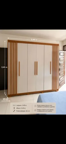 Guarda roupa 6 portas