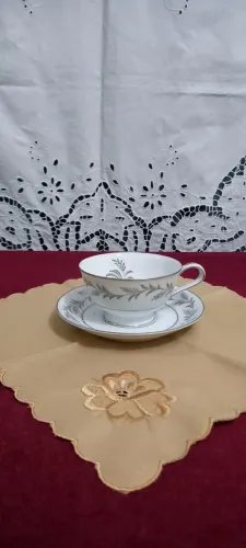 Antiga Xicara De Cha Porcelana Noritake Japão