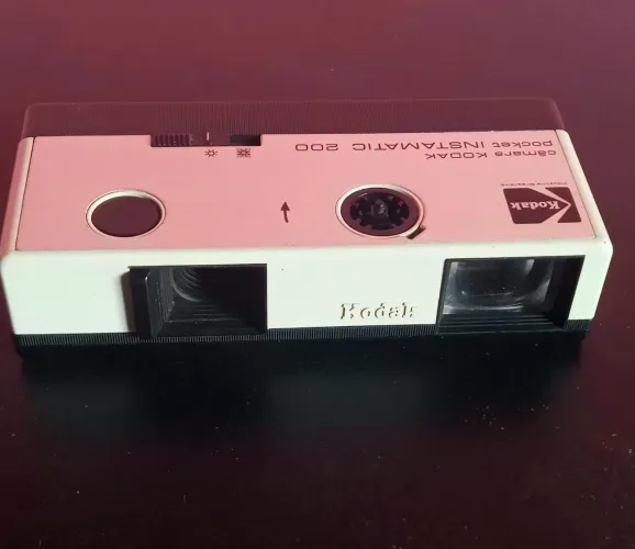 Câmera Pocket  kodak da década de 70 para colecionador