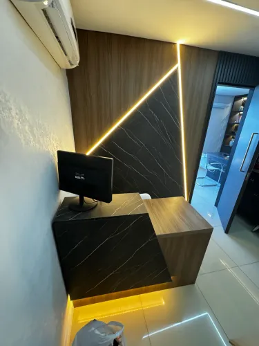 Escrivaninha com led Bussines 