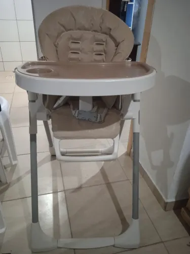 Cadeira de alimentação para bebê 