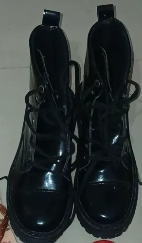 Bota preta 35