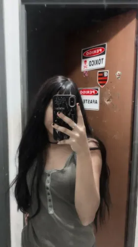 Lace wig com franja sintética 