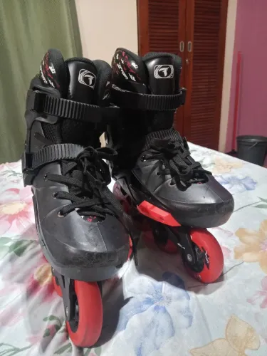 Patins Traxart Revolt Preto usado