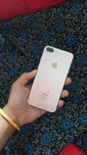 Iphone 7plus 128gb,touch ID ok,todas câmeras funcionando,celular todo bom so é meio antigo