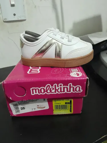 Sapatenis menina