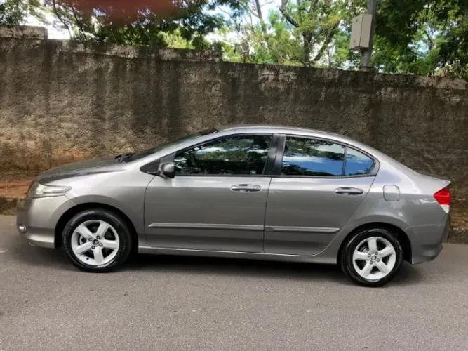 Honda City Sedan DX 1.5 Flex 16V Aut. 2011