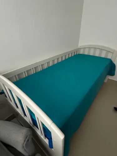 Cama solteiro NÃO ACOMPANHA COLHAO 