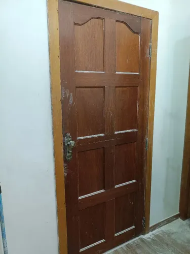 Vende ou troco porta de madeira por blindex 